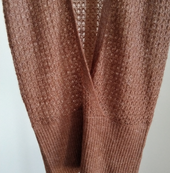 Steps knitwear - NWOT - Picture 3 of 7